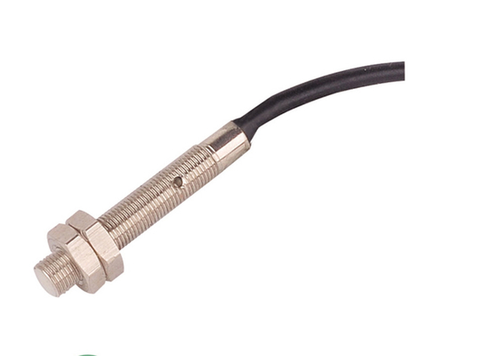 LM06 Cylinder Proximity Switch Inductive Vibtation Proof , Inductive Linear Position Sensor
