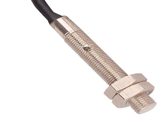 LM06 Cylinder Proximity Switch Inductive Vibtation Proof , Inductive Linear Position Sensor