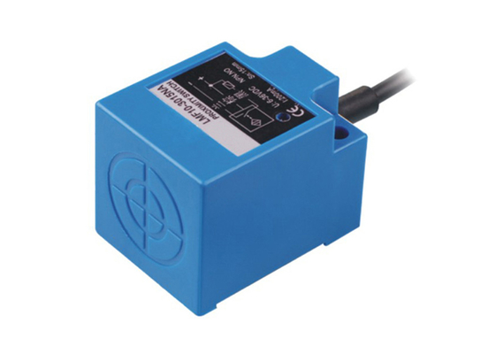 A3 iron LMF10 Inductive Proximity Sensor Adjustable , 2 Wire Proximity Switch Oilproof