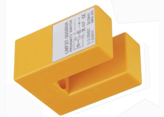 LMF27 Inductive Proximity Sensor Dustproof , Infrared Proximity Switch Plane Installation Type