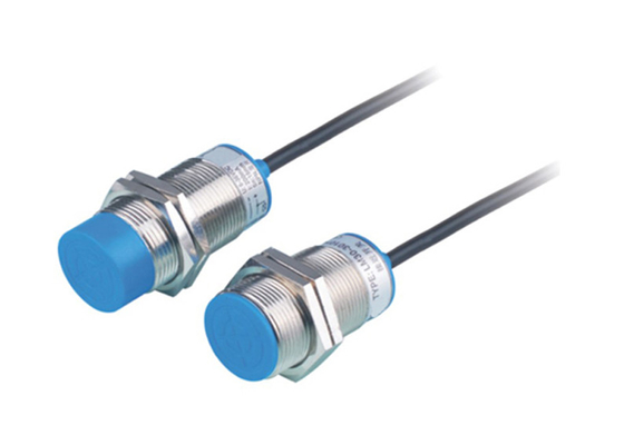 XM30 Inductive Proximity Sensor Detectable Object Metal 15 - 30 VDC