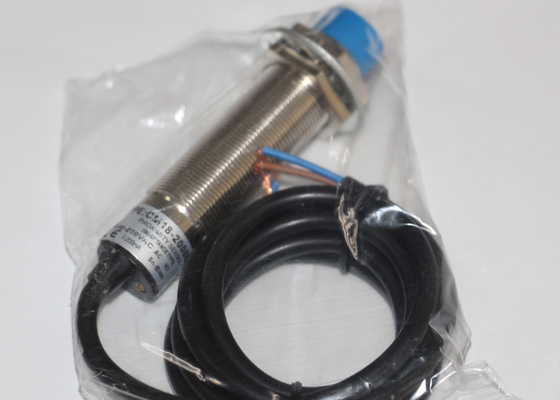 CM18 ABS Resin Detection Capacitive Type Proximity Sensor IP54 Non - Flush