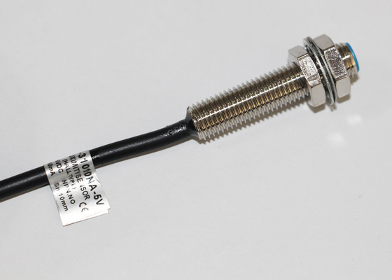 SM8 Hall Proximity Sensor Metal Detection Compact Volume IP67